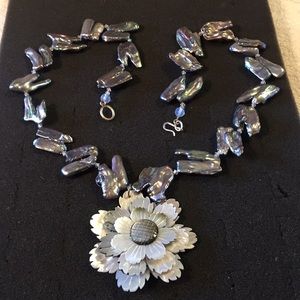 Vintage iridescent MOP shell Necklace